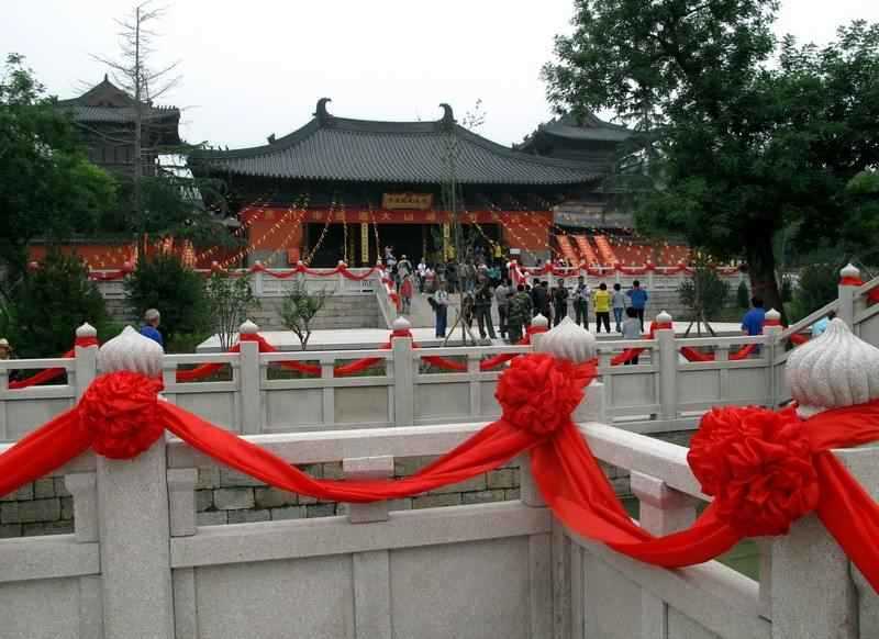 [焦作旅游] 三选一路线：冰菊小镇 - 云台古镇 - 圆通寺