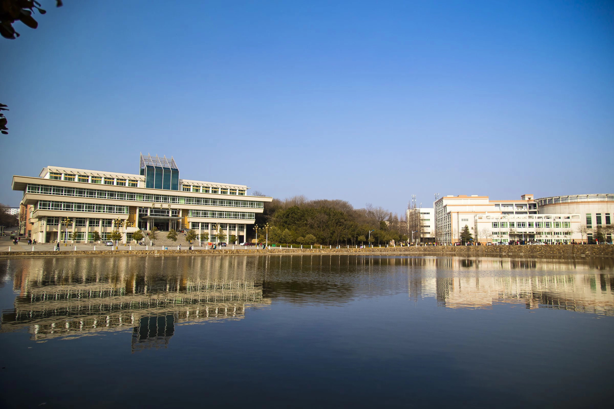 信阳学院（原信阳师范学院华锐学院）景点介绍