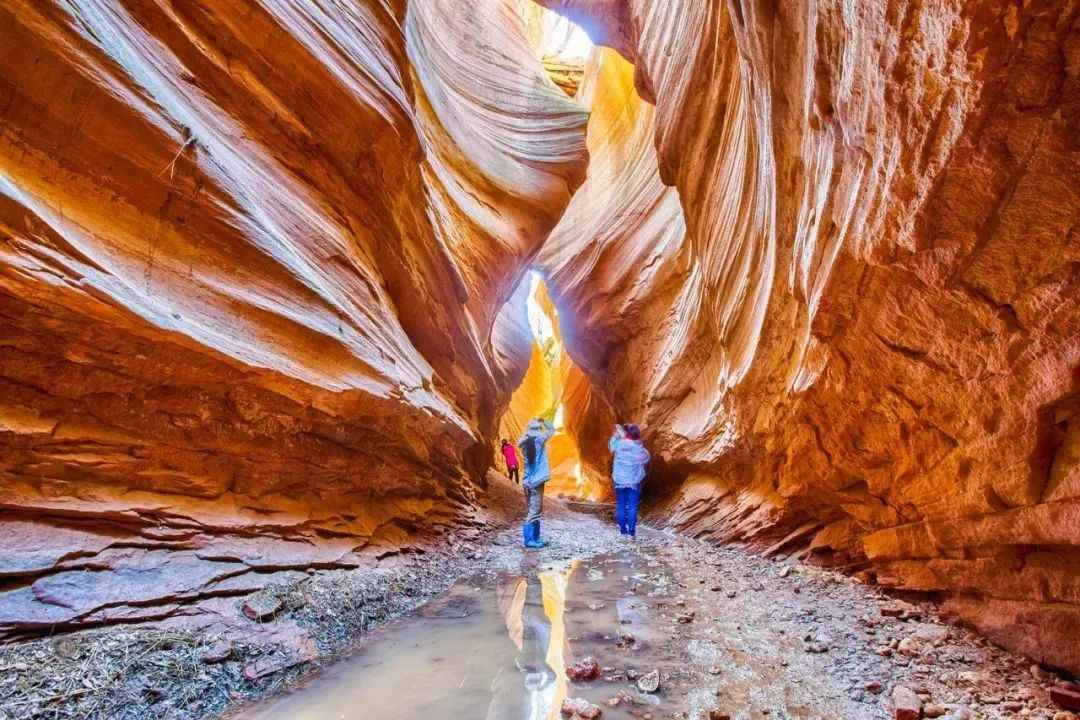 堪比美国羚羊谷！这片“土”到极致的中国秘境，很多人竟都没去过？现在去完全来得及！