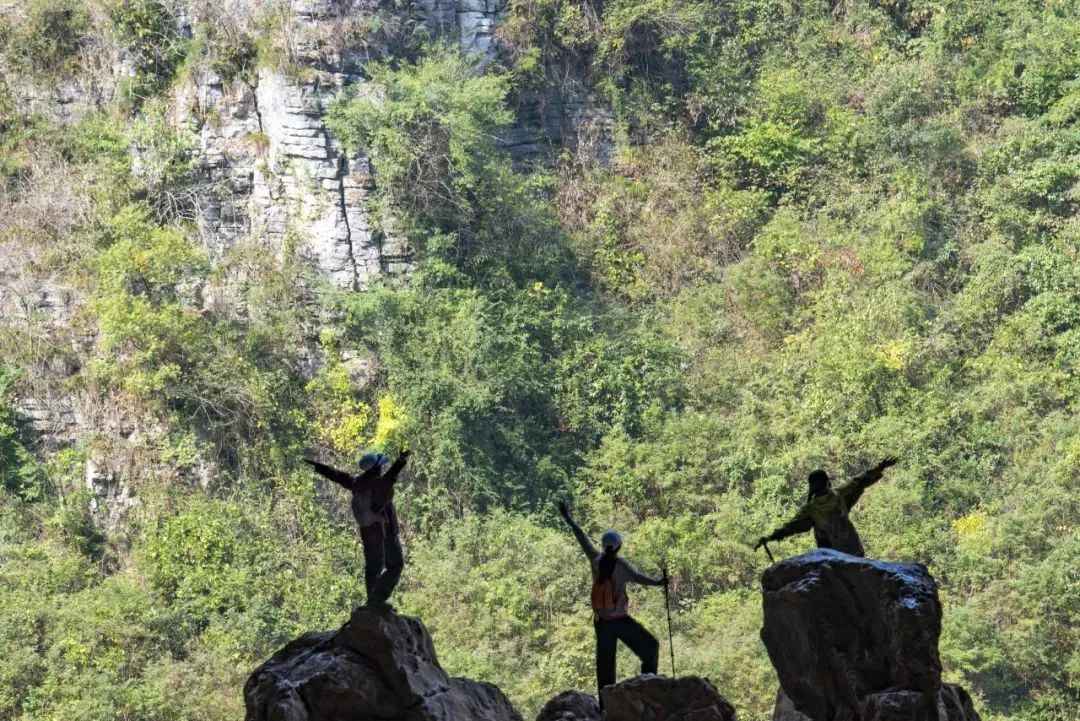 不愧是孤独星球力荐的秘境，难怪韩国人这么喜欢！还有仙剑里的古镇，与丽江齐名！