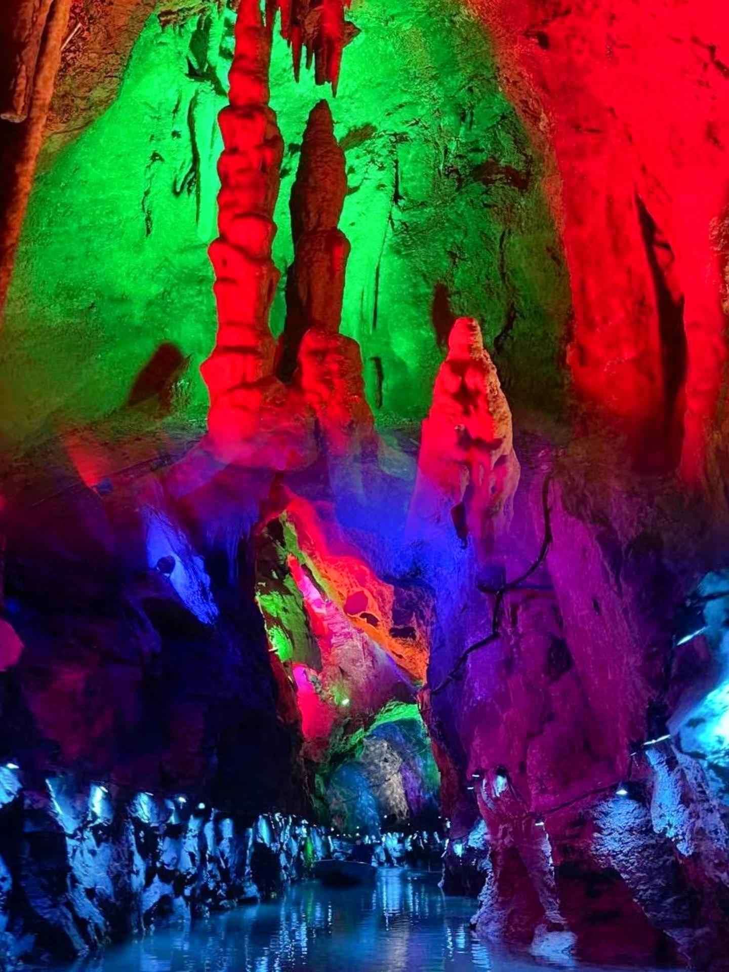 [休闲刺激] 邢台天梯山+邢台麦香湾漂流一日游，打卡亿万年前的地下溶洞