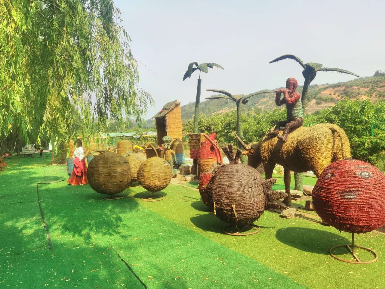 [休闲刺激] 月亮湾+邢台麦香湾漂流一日游，赠送午餐大烩菜