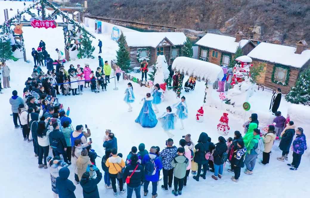 [新乡旅游] 宝泉冰雪狂欢节，盛大开启，跟团一日游仅需99元！一价全含！